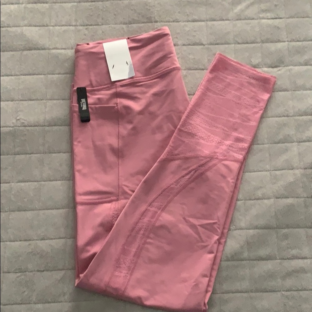NWT Victoria’s Secret Sport Total Knockout Legging